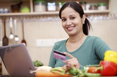 Res_4013200_Indian_woman_shopping_online